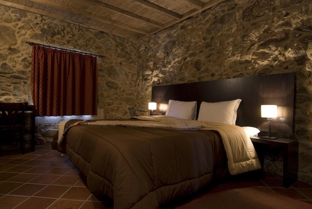 Casa Entre-Palheiros E Casa Do Canastro Montalegre Δωμάτιο φωτογραφία